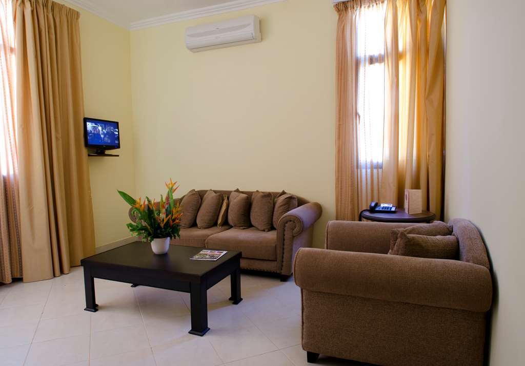 Dunia Hotel Bissau Nhà hàng bức ảnh